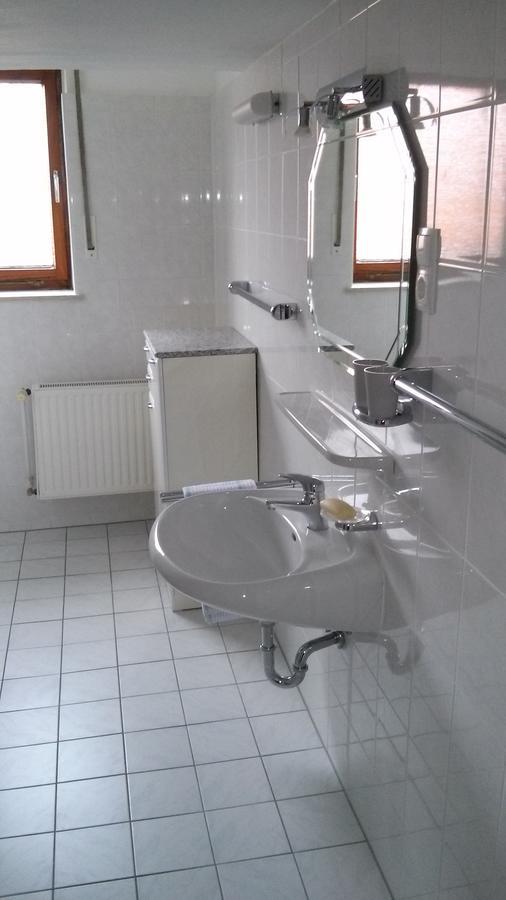 Landgasthof Schaenzer Voerde Luaran gambar