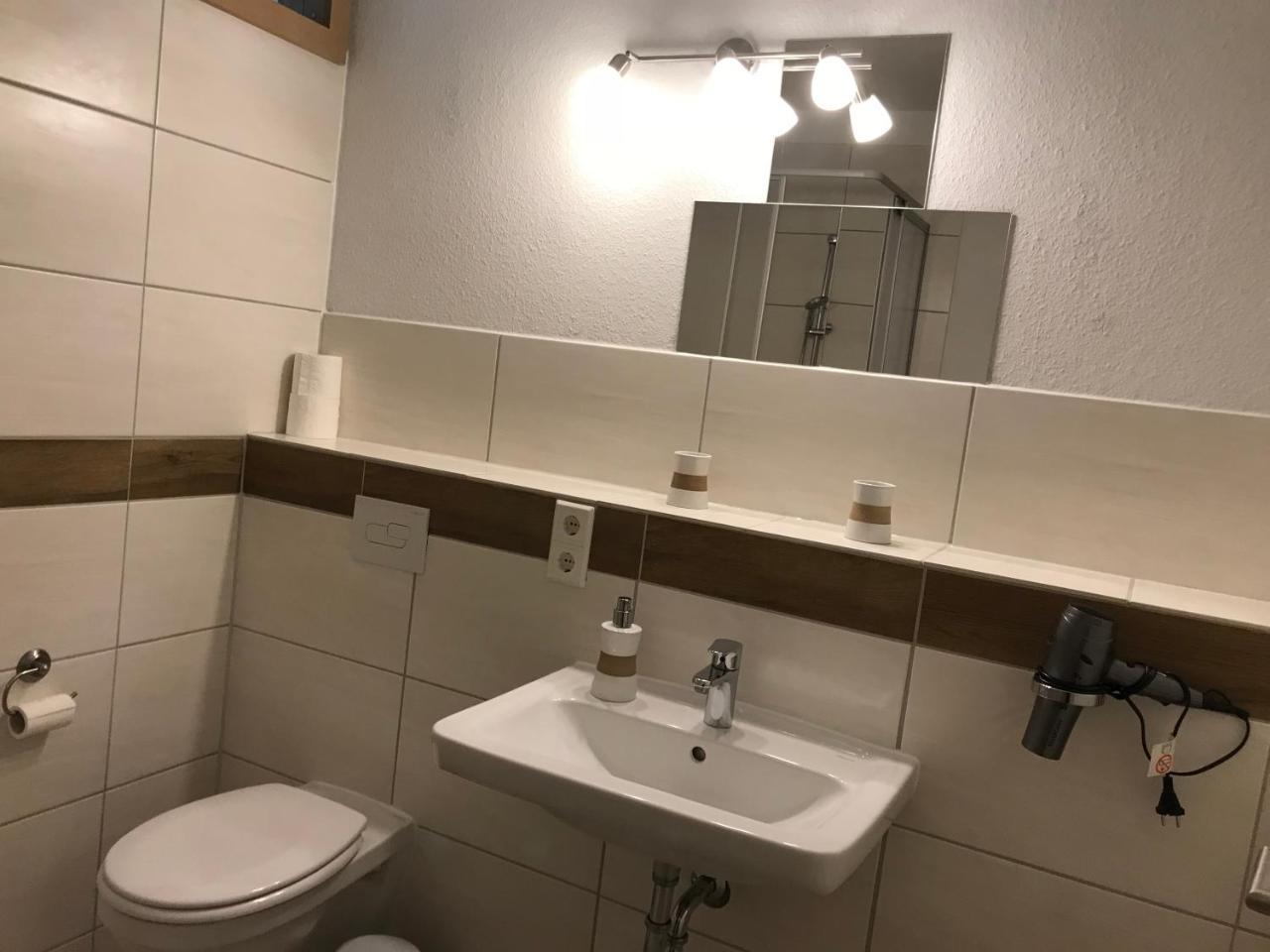 Landgasthof Schaenzer Voerde Luaran gambar
