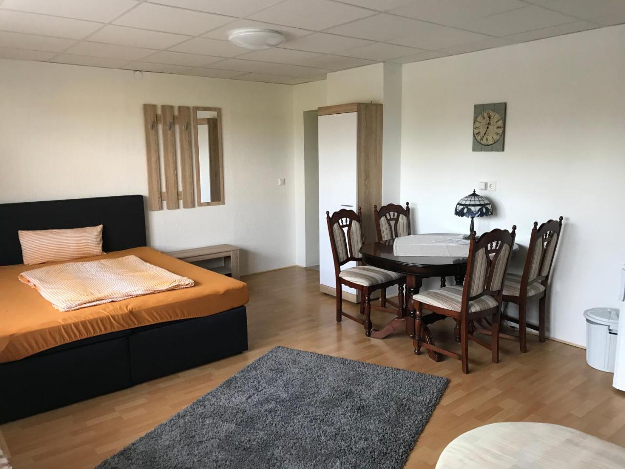 Landgasthof Schaenzer Voerde Luaran gambar